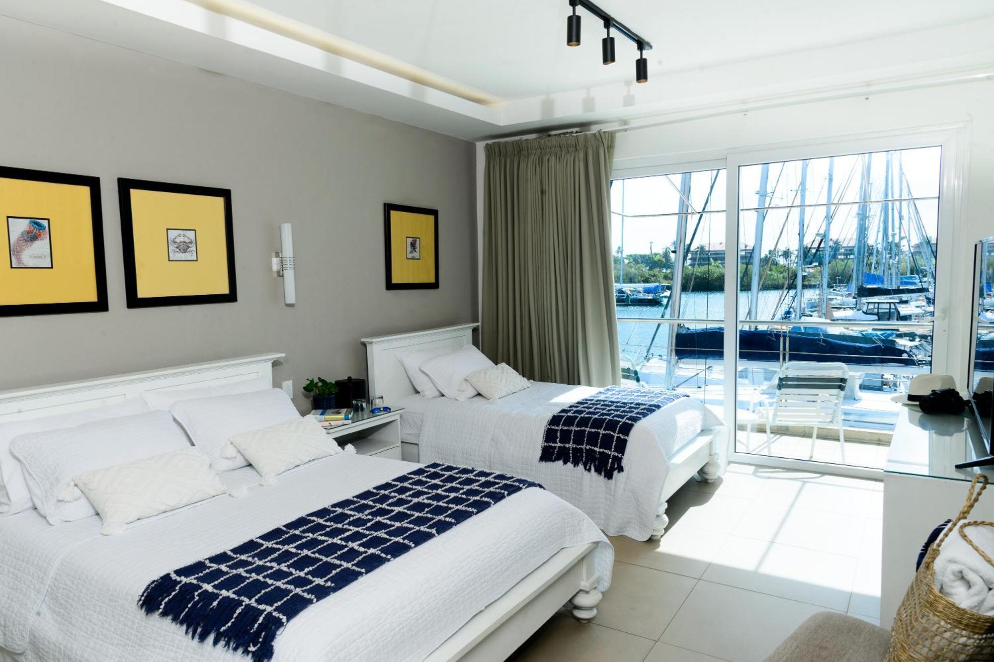 Marina Hotel At Shelter Bay Колон Экстерьер фото